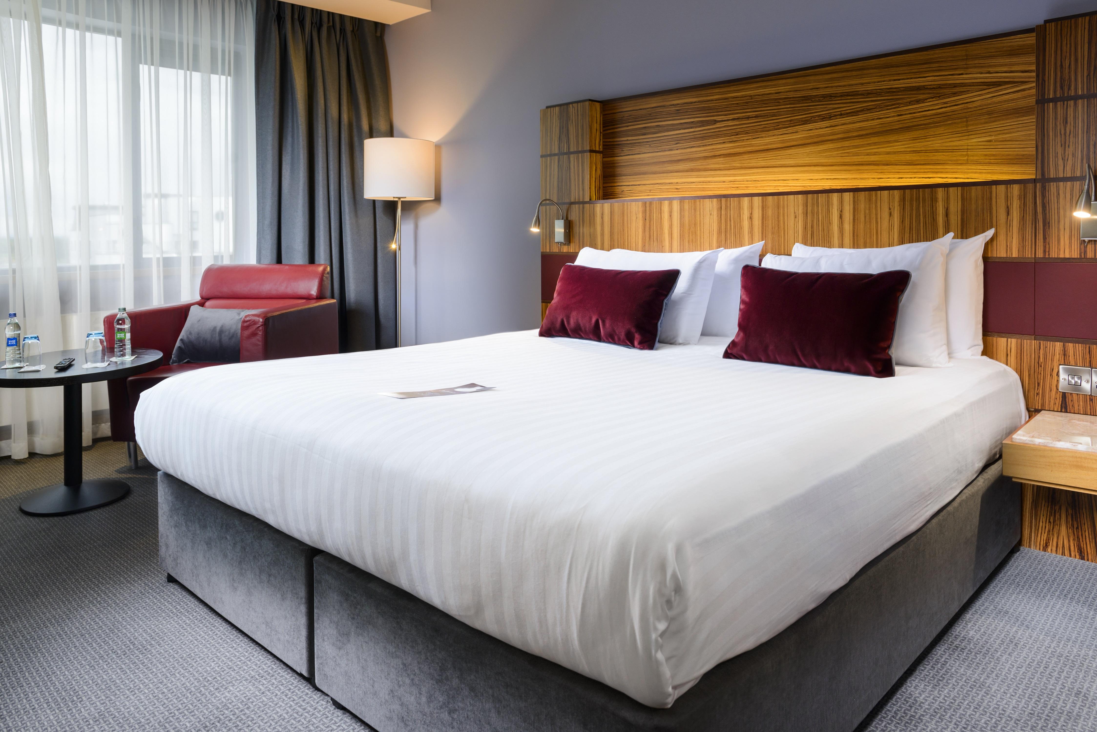 Radisson Blu Hotel, Athlone Exterior photo